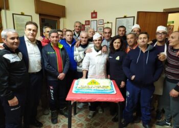 Cirò Marina: Conclusa con successo la I^ edizione di “CondiVidere” la cena della Misericordia e del Cast con gli stranieri, italiani, disagiati e bambini